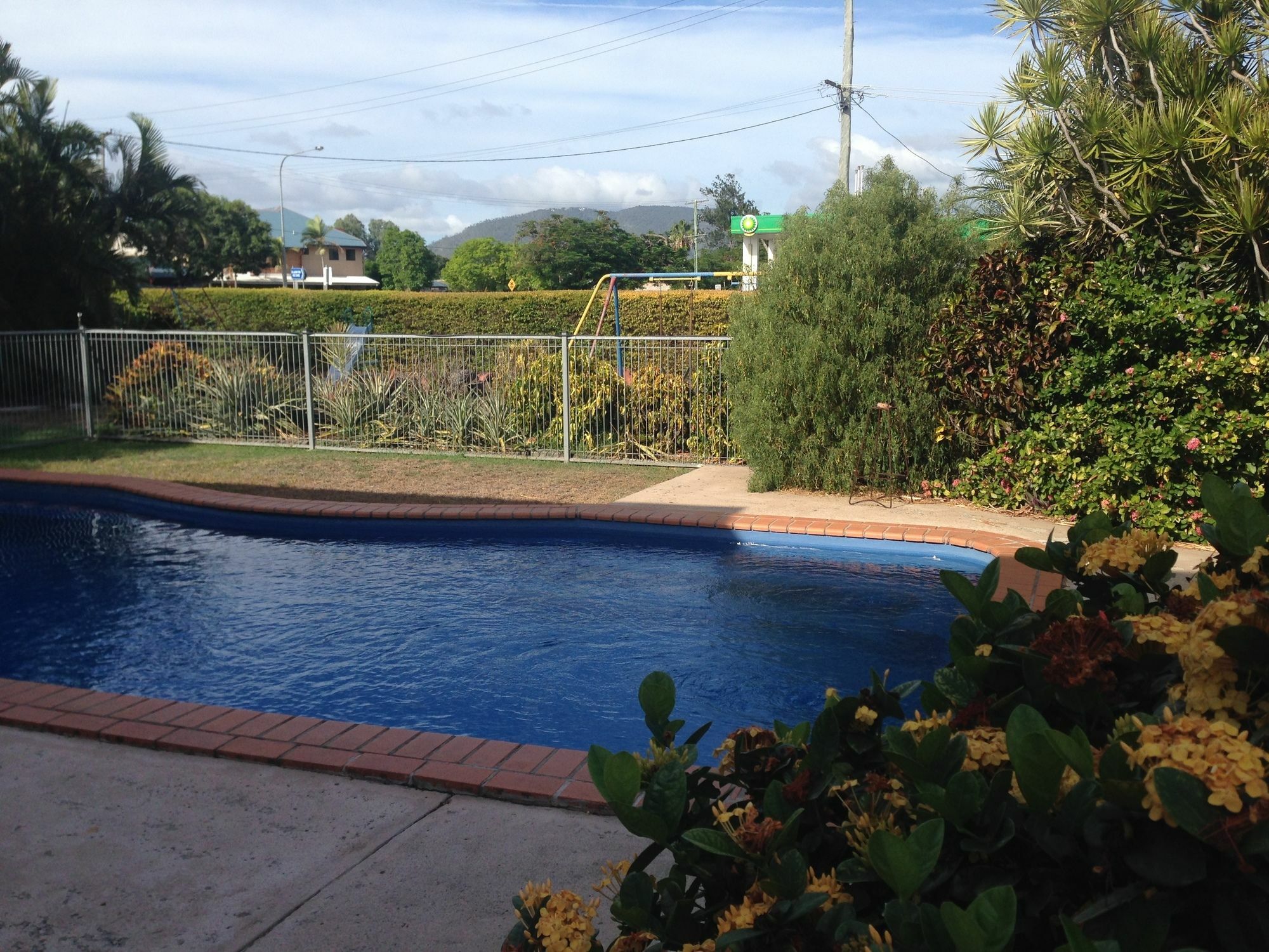 Riverside Tourist Park Rockhampton Exterior photo
